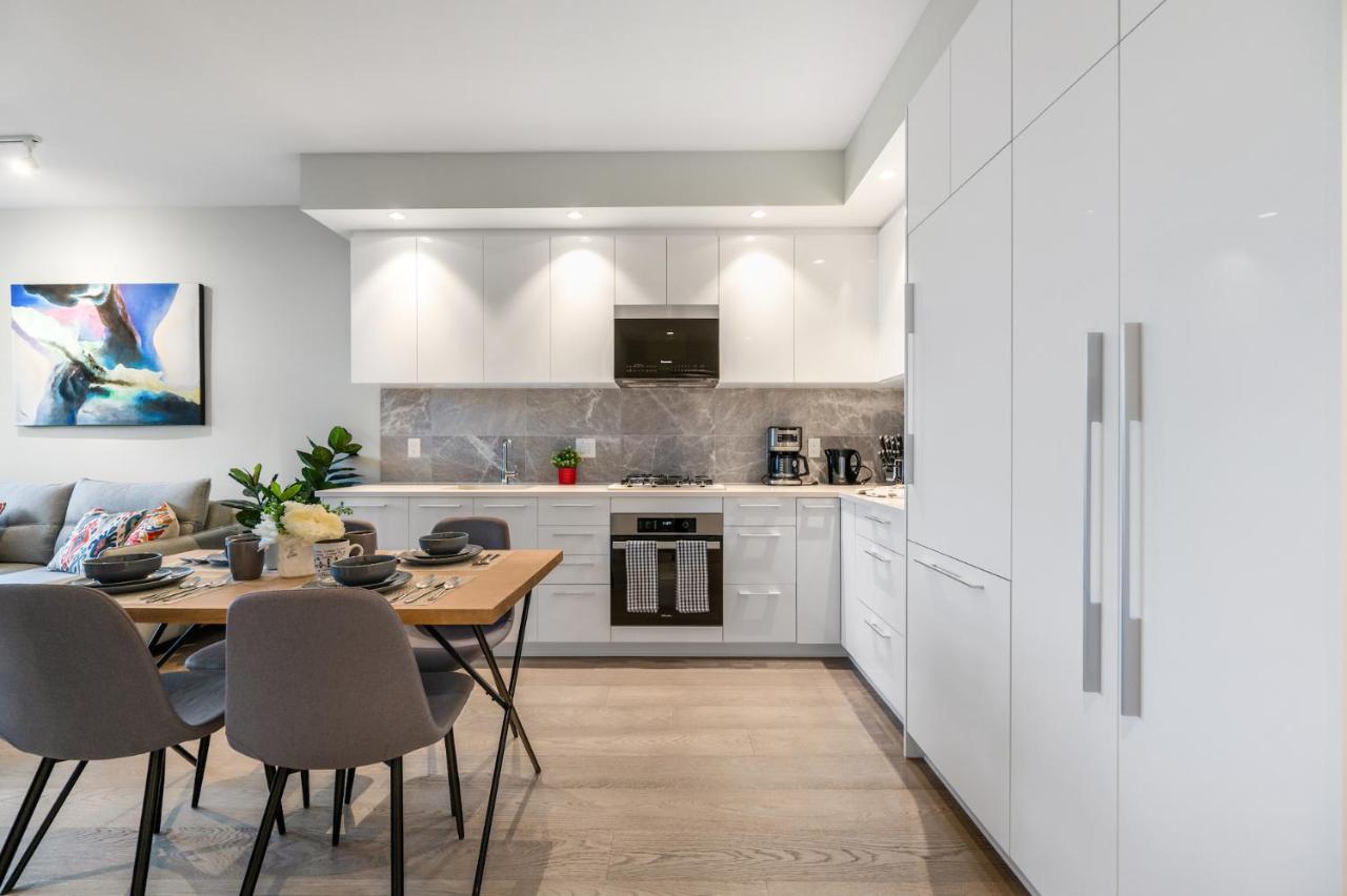 Modern Comfort At Ubc: 1Br Condo Near Campus Vancouver Dış mekan fotoğraf