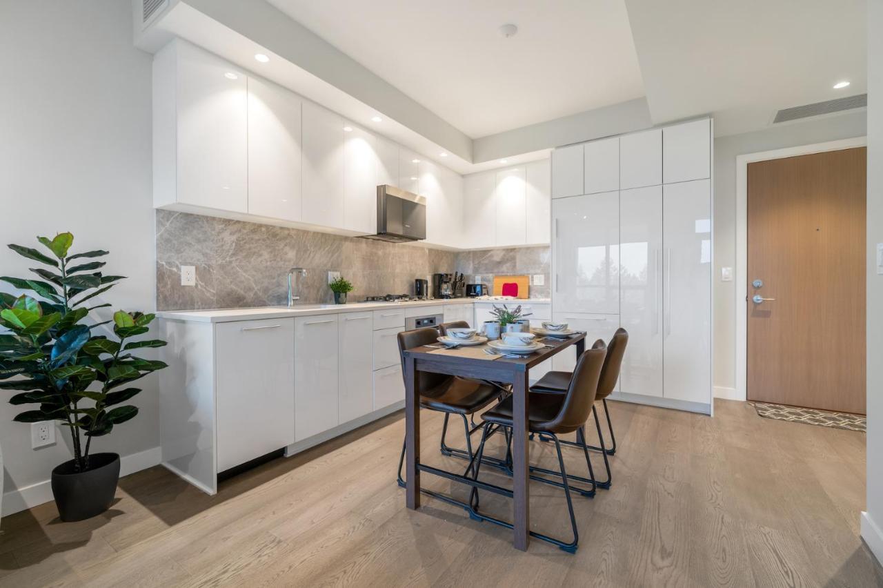 Modern Comfort At Ubc: 1Br Condo Near Campus Vancouver Dış mekan fotoğraf
